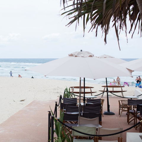 Burleigh Beach Tower - Your Accommodation 7