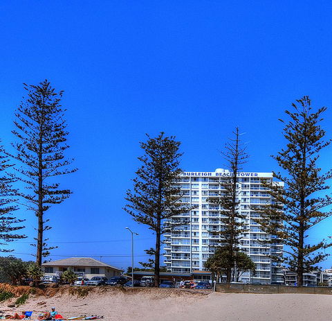 Burleigh Beach Tower - Your Accommodation 8