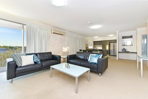 On The Bay Apartments - Your Accommodation 15