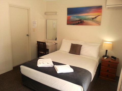 Aabon Apartments & Motel - Your Accommodation 5