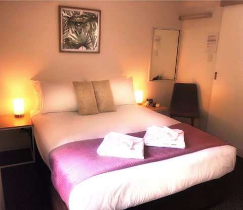 Aabon Apartments & Motel - Your Accommodation 0