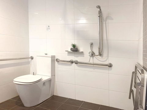 Airport Ascot Motel - Your Accommodation 22