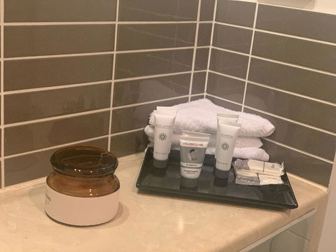 Airport Ascot Motel - Your Accommodation 3