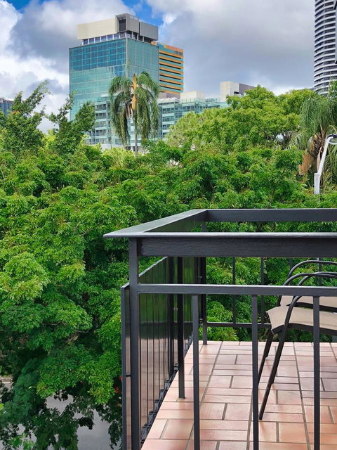 Soho Brisbane - Your Accommodation 30