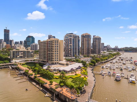 Dockside Brisbane - Your Accommodation 1