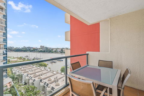 Dockside Brisbane - Your Accommodation 21