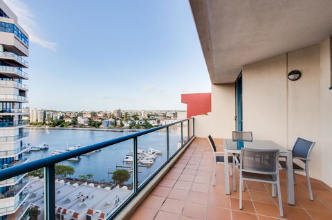 Dockside Brisbane - Your Accommodation 41