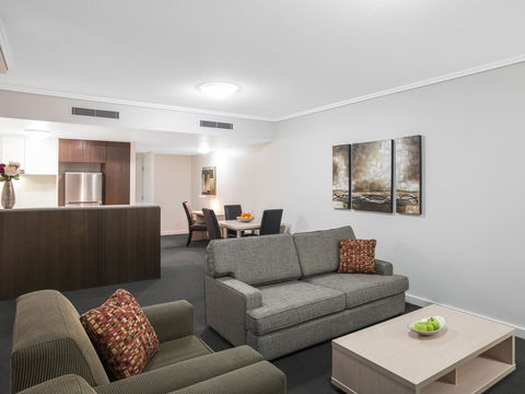 Oaks Brisbane Casino Tower Suites - Your Accommodation 21