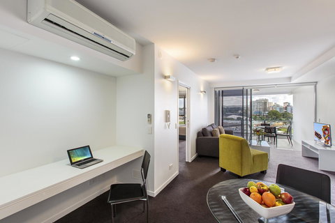 Code Apartments - Your Accommodation 41