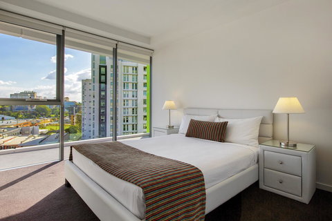 Code Apartments - Your Accommodation 24