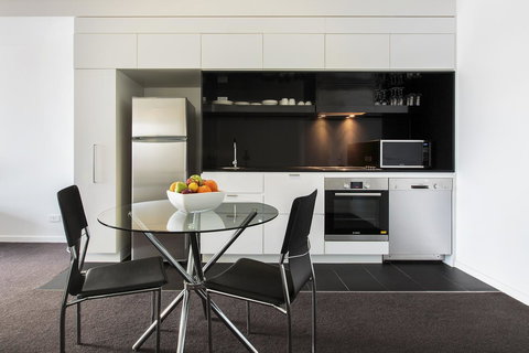 Code Apartments - Your Accommodation 3