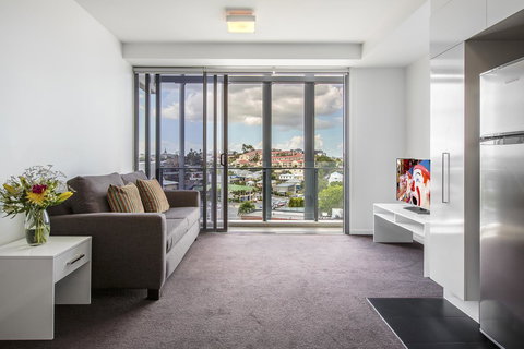 Code Apartments - Your Accommodation 15