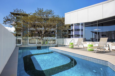 Code Apartments - Your Accommodation 11