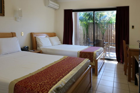 Novena Palms Motel - Your Accommodation 22