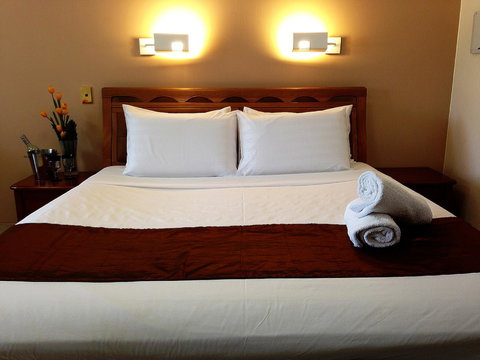 Novena Palms Motel - Your Accommodation 12