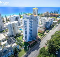 Rainbow Commodore Apartments - Your Accommodation
