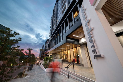 Courtyard By Marriott Brisbane South Bank - Your Accommodation 0