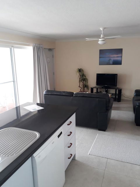 Pandanus Coolum Beach - Your Accommodation 7