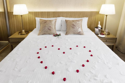 Hotel Diana - Your Accommodation 34