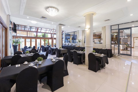 Hotel Diana - Your Accommodation 8