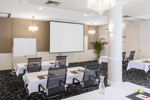 Hotel Diana - Your Accommodation 10