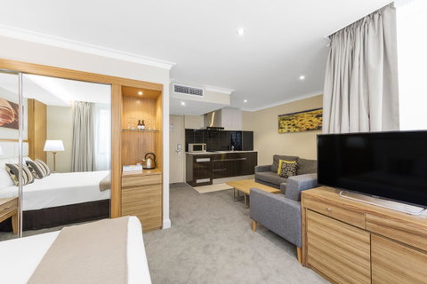 Hotel Diana - Your Accommodation 38