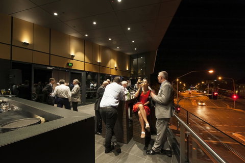 Hotel Grand Chancellor Brisbane - Your Accommodation 12