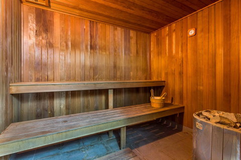 Oxygen Apartments - Your Accommodation 9