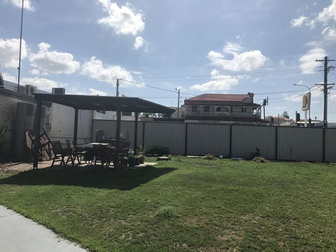 Nanango Star Motel - Your Accommodation 9