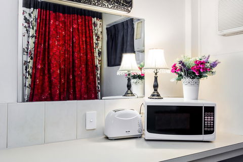 Airport Riverview Motel - Your Accommodation 13