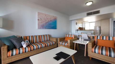 Swell Resort Burleigh Heads - Your Accommodation 9