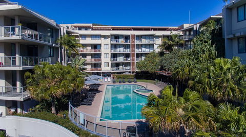 Swell Resort Burleigh Heads - Your Accommodation 8