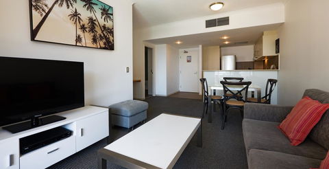 Swell Resort Burleigh Heads - Your Accommodation 21