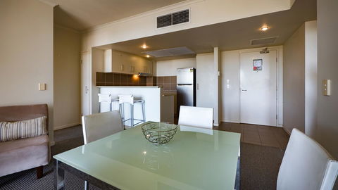 Swell Resort Burleigh Heads - Your Accommodation 36