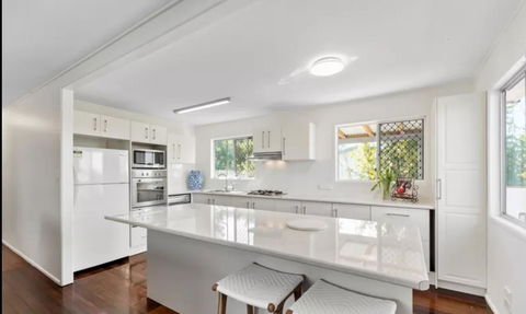 Highland House - Your Accommodation 11