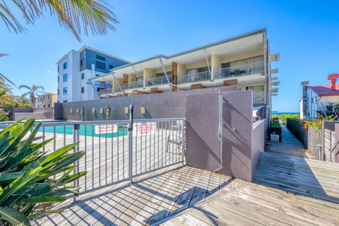 On The Beach Resort Bribie Island - Your Accommodation 2
