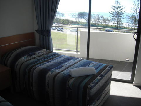 Meridian Alex Beach Apartments - Your Accommodation 21
