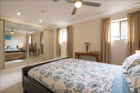 The Villa At The Bay - Your Accommodation 4