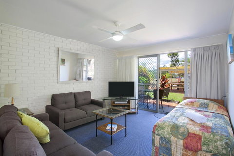 Regency Waterfront Noosa - Your Accommodation 8