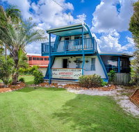 Wayfarers Beachouse - Rainbow Beach Everything you need just metres to the beach - Your Accommodation