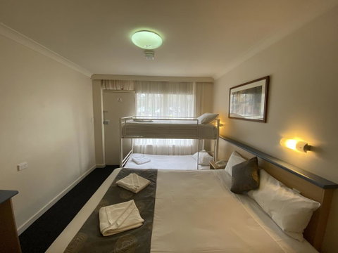 Welcome Inn 277 - Your Accommodation 2