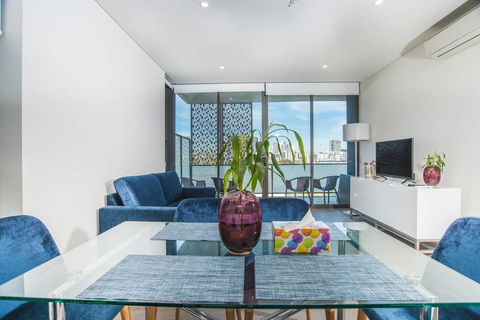 Wentworth Point 2Beds1Study2Bath Brand New APT - Your Accommodation 2