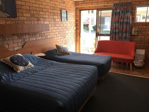 Whale Fisher Motel - Your Accommodation 2
