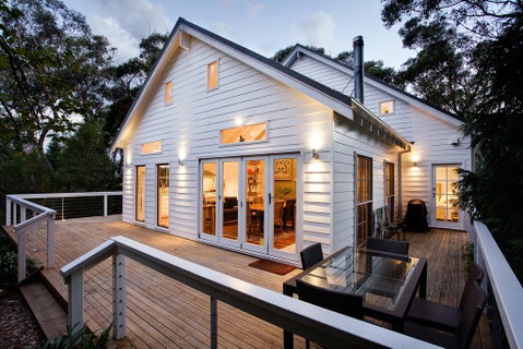 White Cottage - Your Accommodation 1