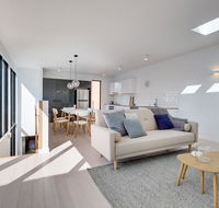 White Room Apartments - Your Accommodation