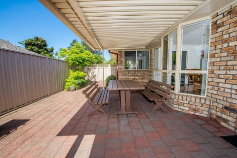 Whitesands Road, Unit 2/12 - Your Accommodation 0