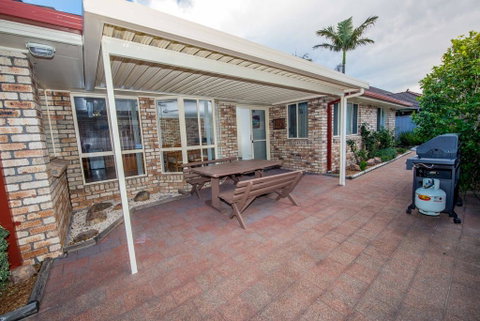 Whitesands Road, Unit 2/12 - Your Accommodation 2