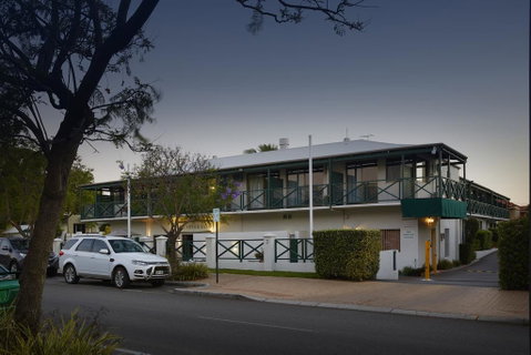 Windsor Lodge - Your Accommodation 0