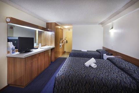 Windsor Lodge - Your Accommodation 2