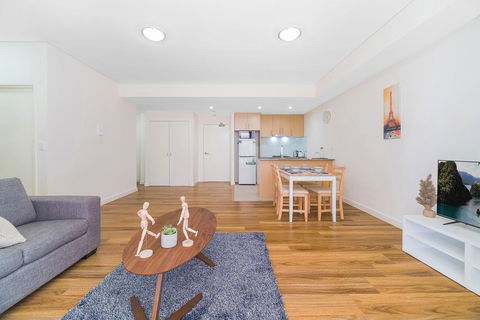 Wolli Creek Airport Serviced 2 Bedroom Apartment - Your Accommodation 0